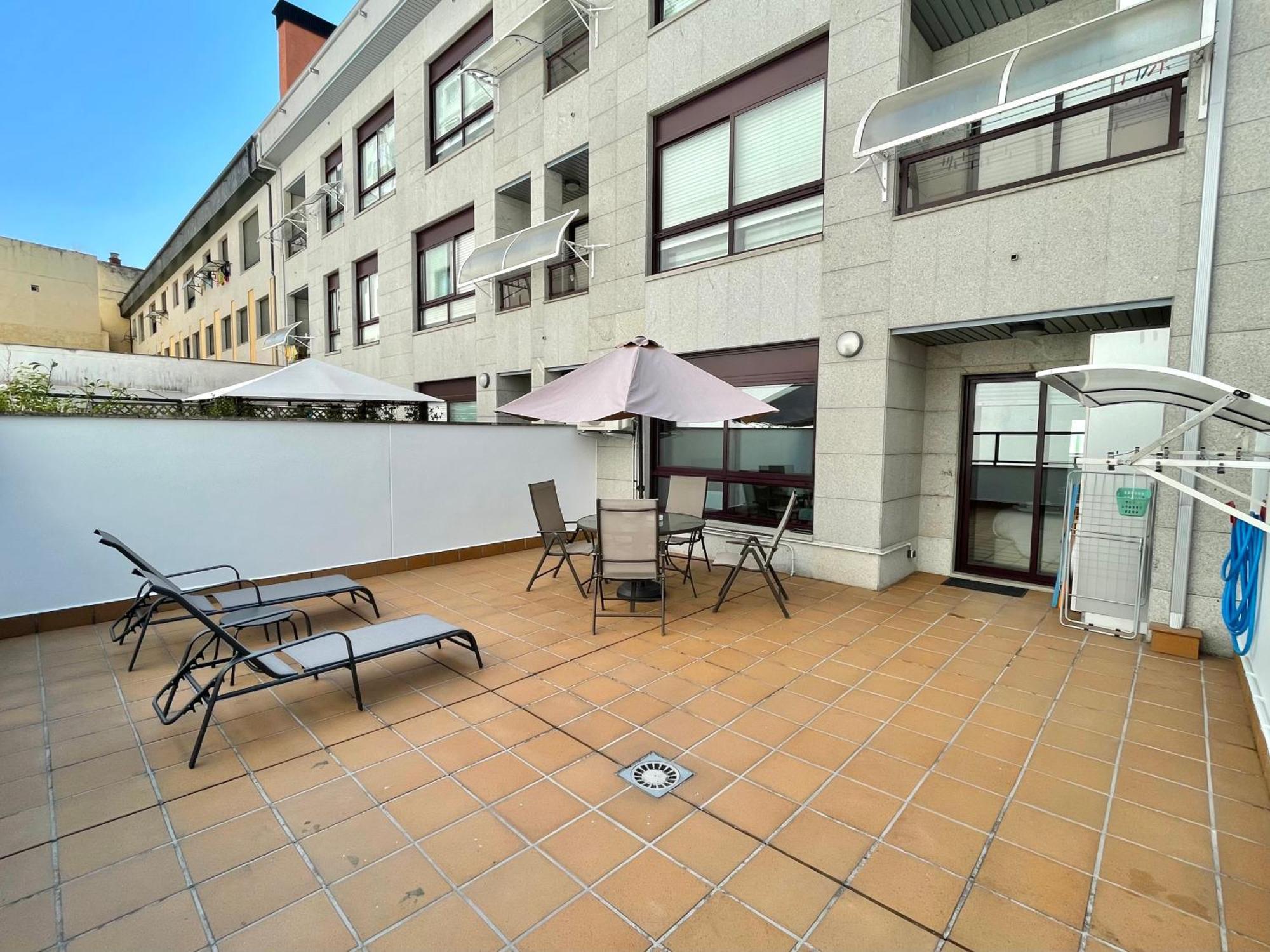 Estudio Centrico 1 Con Terraza Y Parking Privado Оренсе Екстер'єр фото
